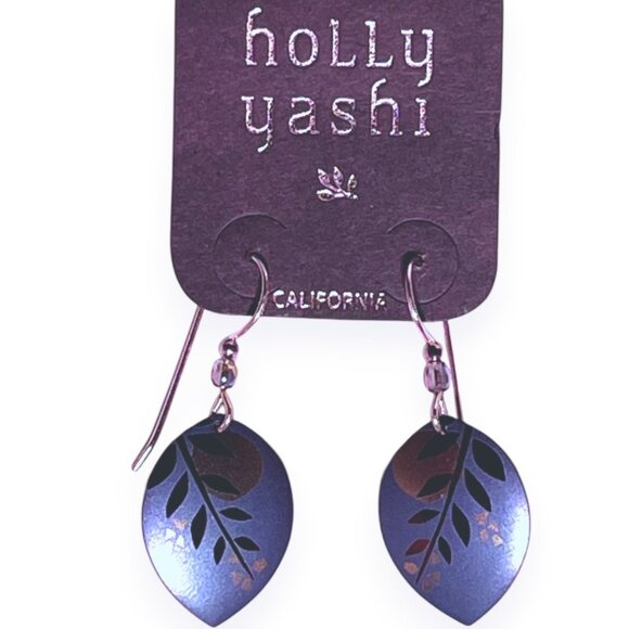 Holly Yashi Fun Nature Inspired Earrings - Picture 2 of 3
